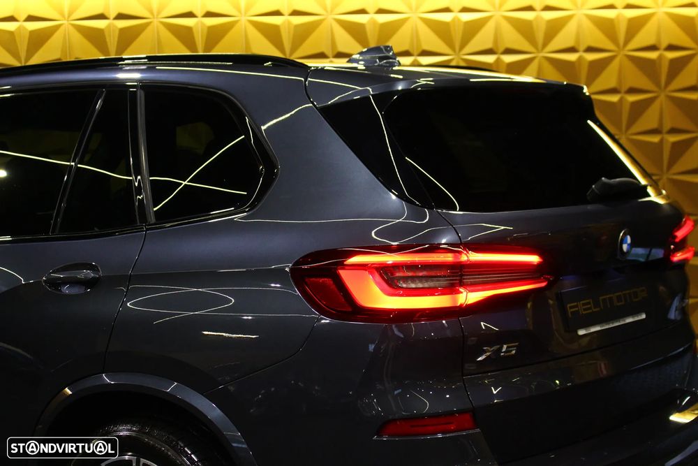 BMW X5 45 e xDrive Pack M - 14