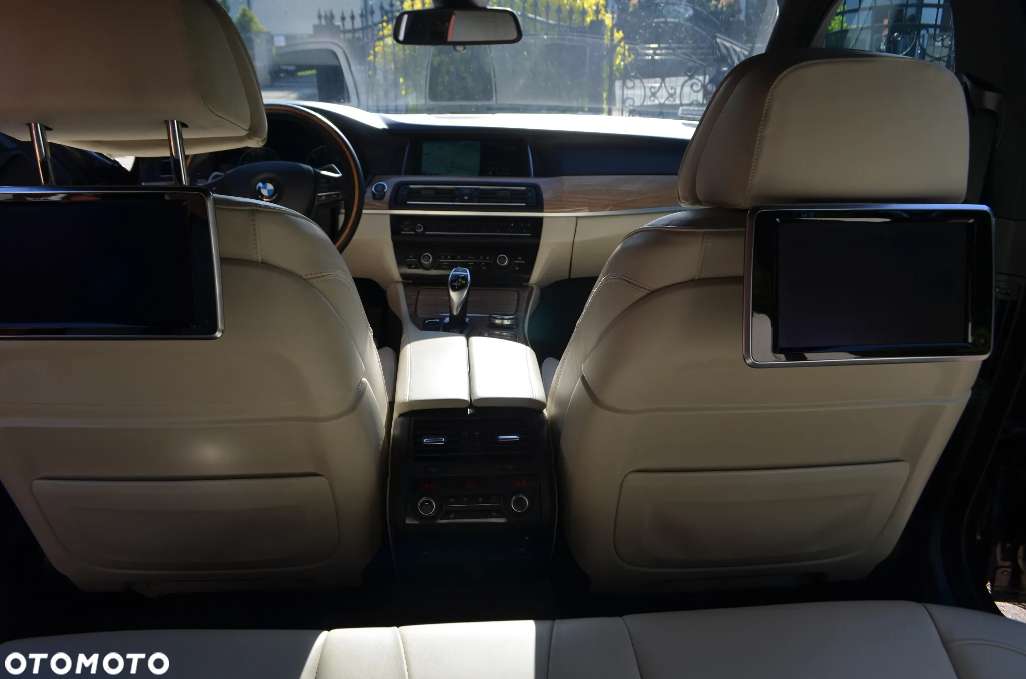 BMW Seria 5 530d xDrive Luxury Line - 30