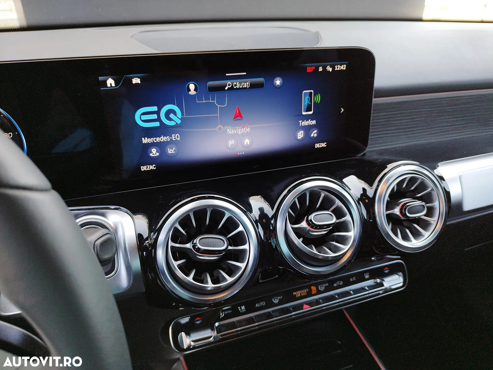 Mercedes-Benz EQB 300 4MATIC - 22