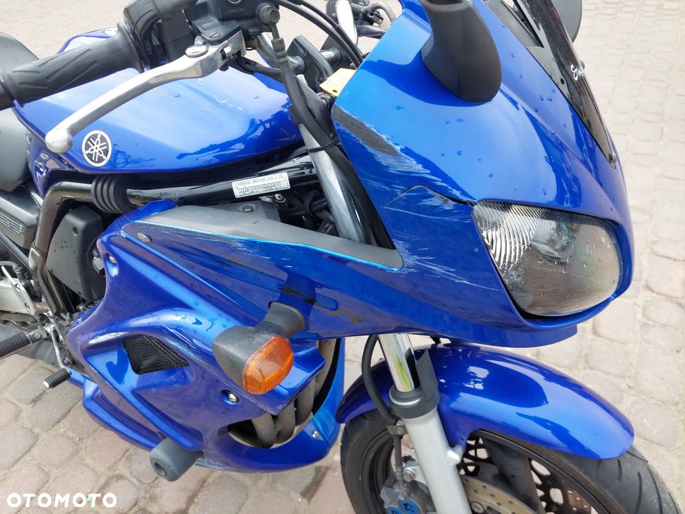 Yamaha FZ6 - 11