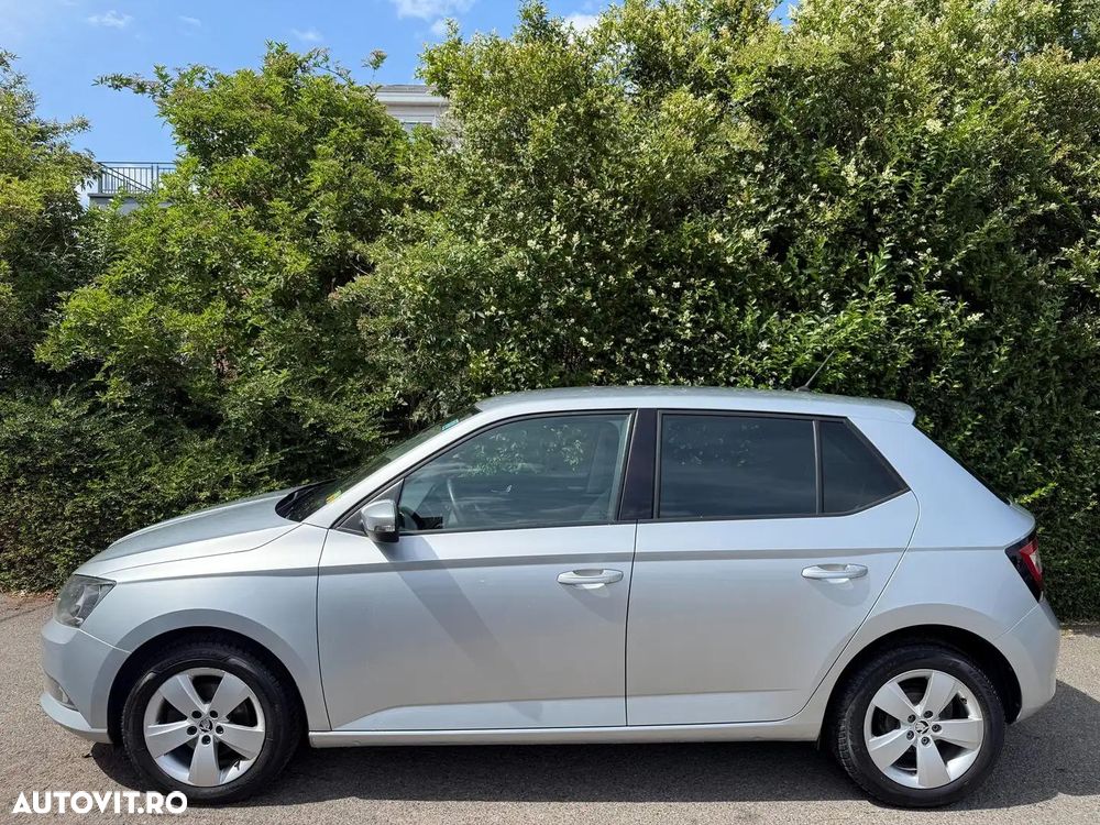 Skoda Fabia 2016 photo 3