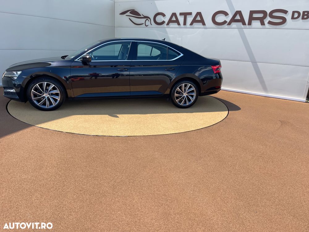 Skoda Superb 2.0 TDI DSG Premium Edition - 7