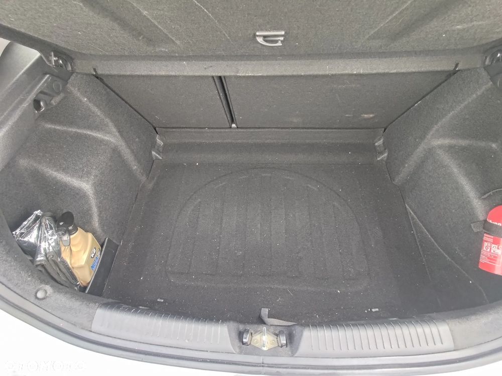 Kia Ceed 1.6 CRDi M - 19