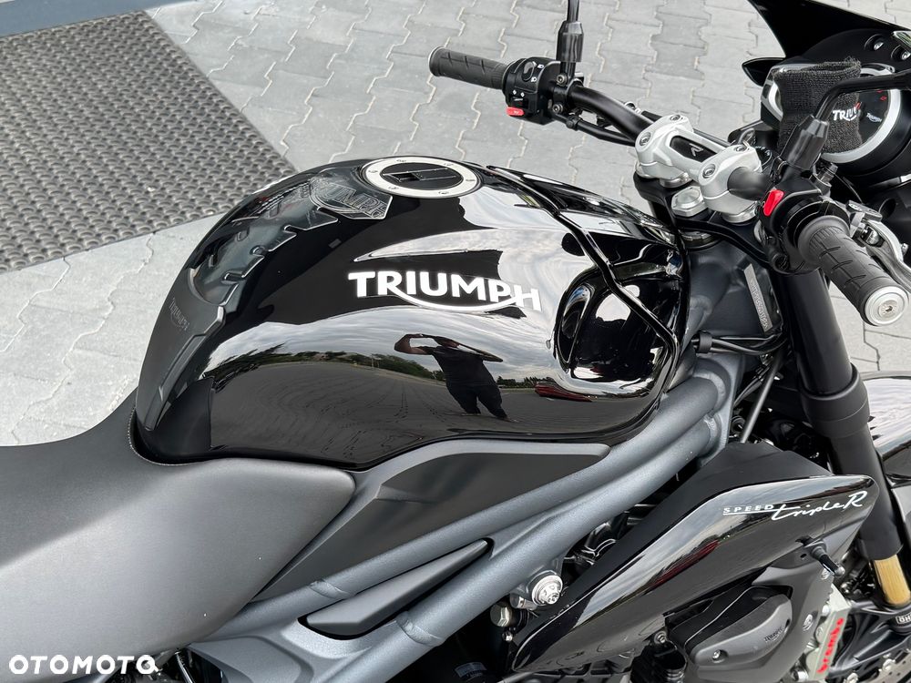 Triumph Speed Triple - 12