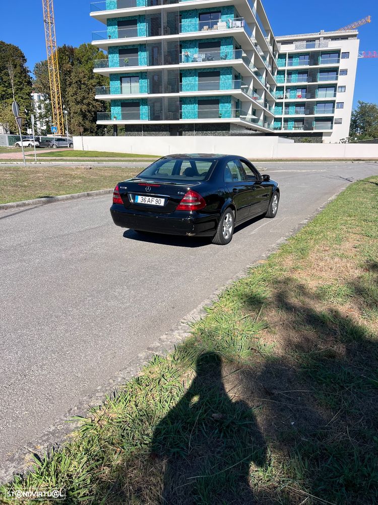 Mercedes-Benz E 220 CDi Classic - 3