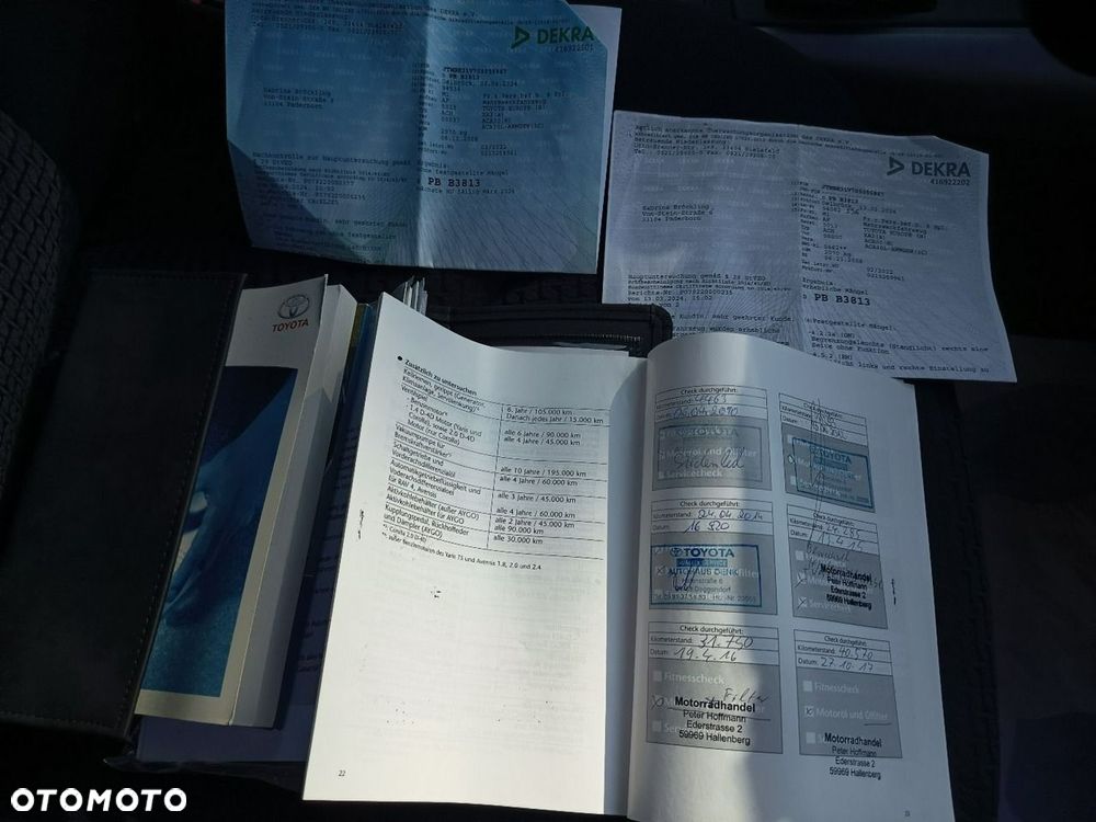 Toyota RAV4 - 8