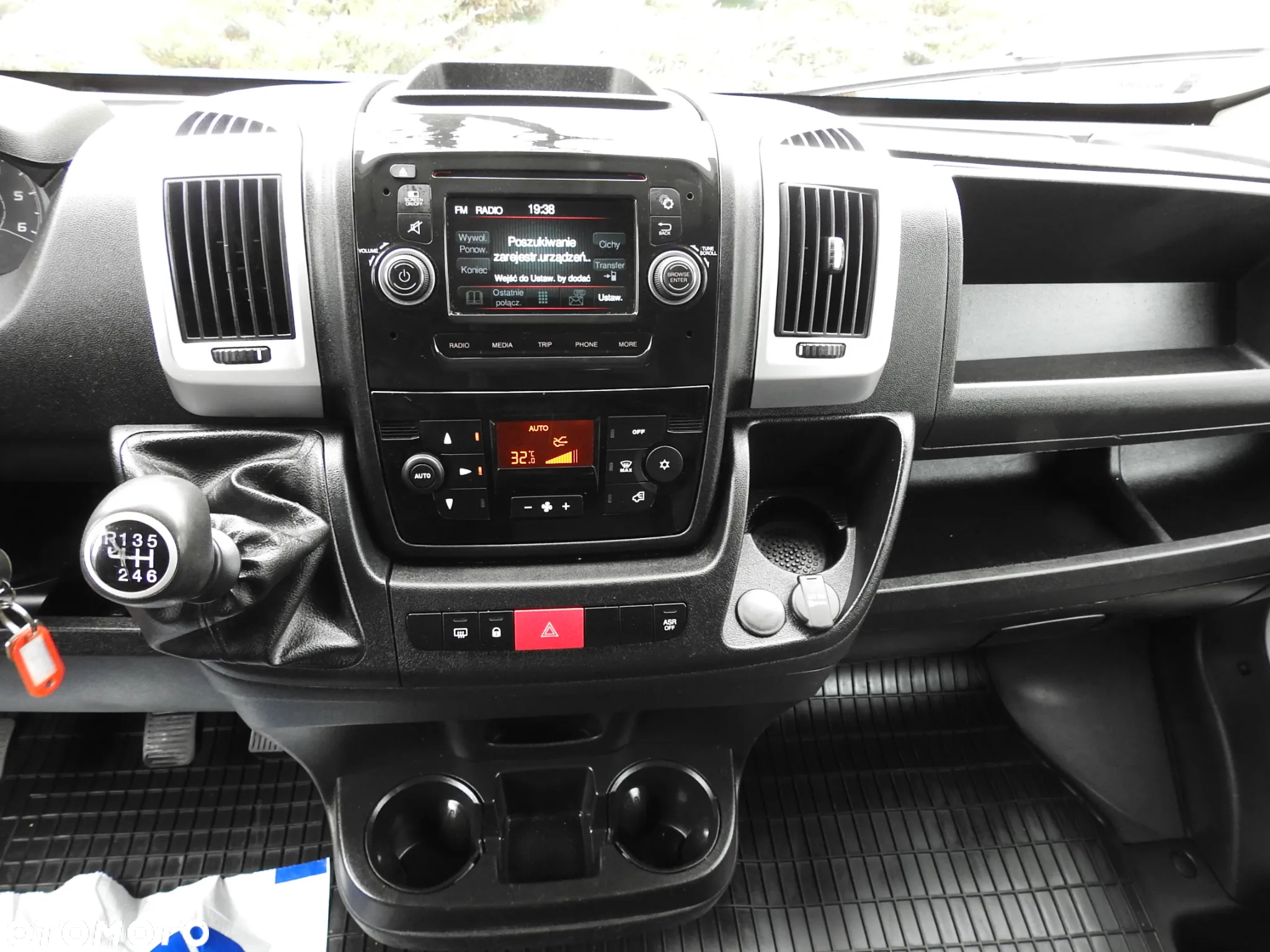 Fiat DUCATO PLANDEKA WINDA 8 PALET WEBASTO KLIMATYZACJA TEMPOMAT 150KM [ 5660 ] - 32