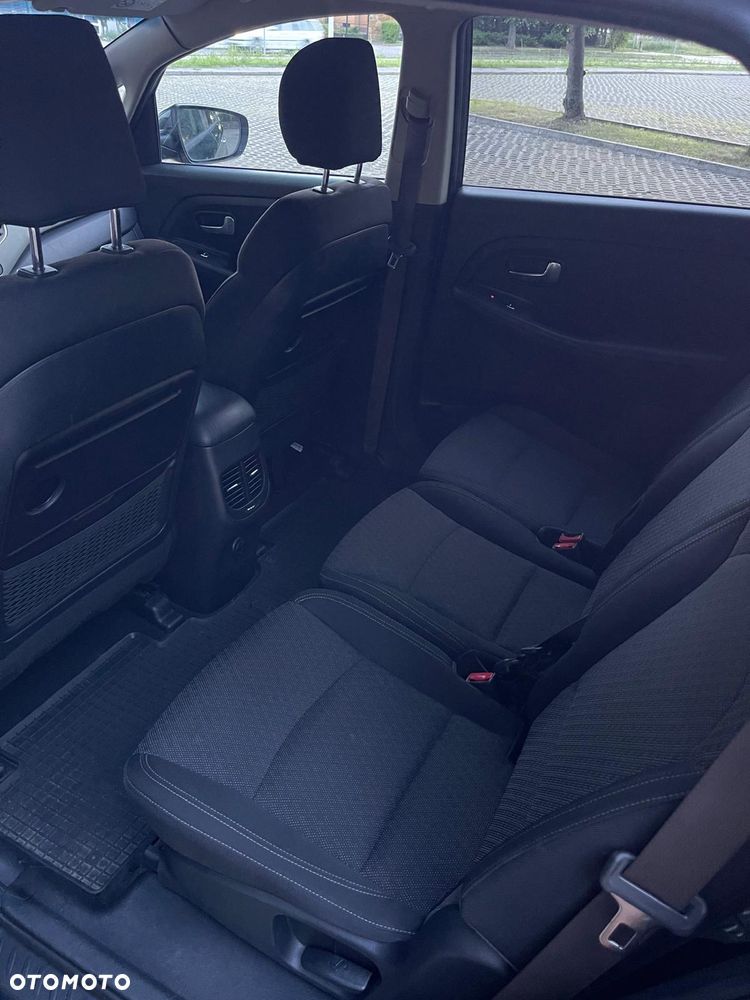 Kia Carens 1.6 GDI Dream-Team Edition - 5
