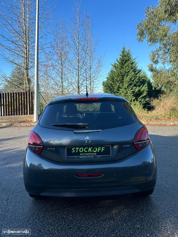 Peugeot 208 1.2 PureTech Style - 5