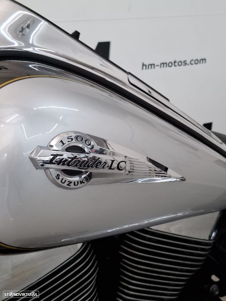 Suzuki Intruder 1500 LC - 14