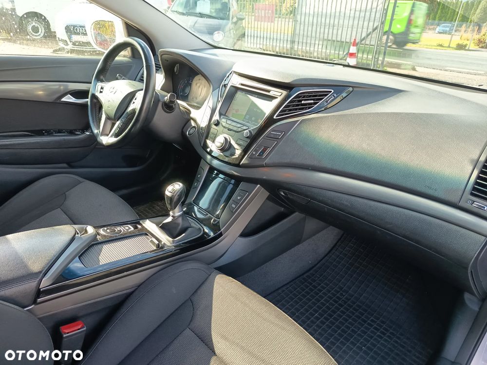 Hyundai i40 1.7 CRDi BlueDrive Premium - 14