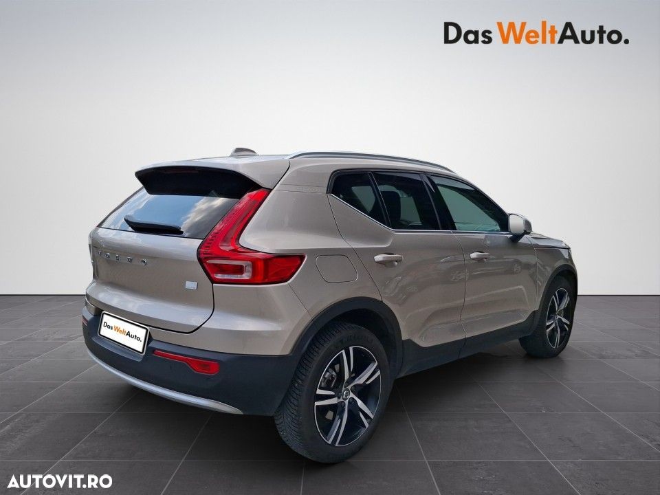 Volvo XC 40 - 5