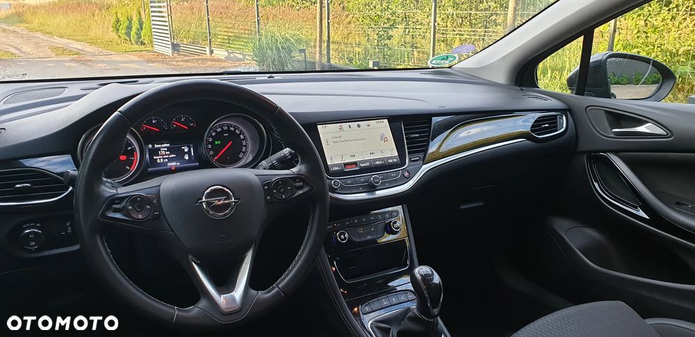 Opel Astra - 11