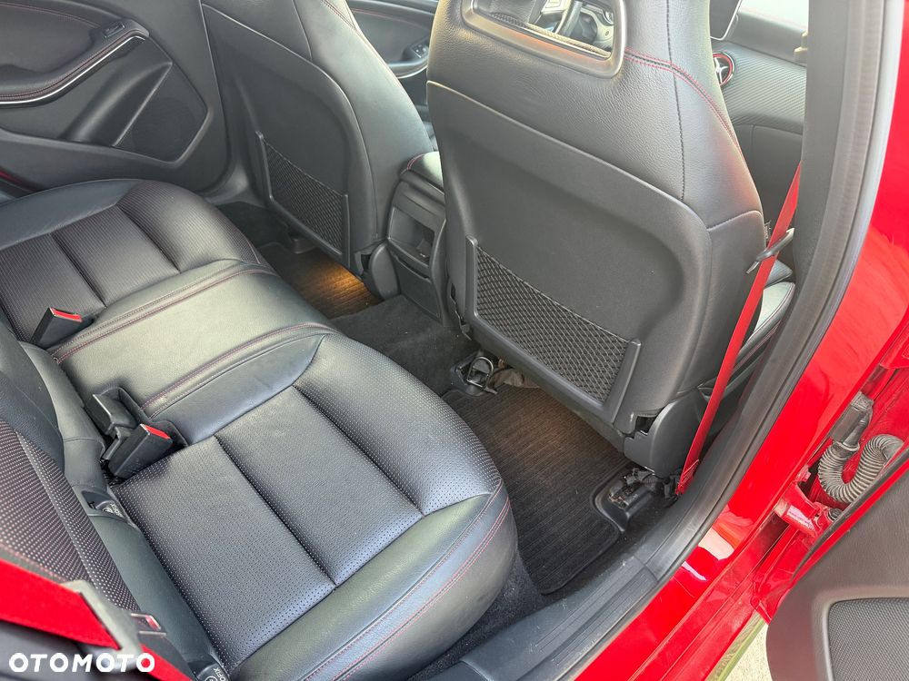 Mercedes-Benz Klasa A AMG 45 4-Matic - 16