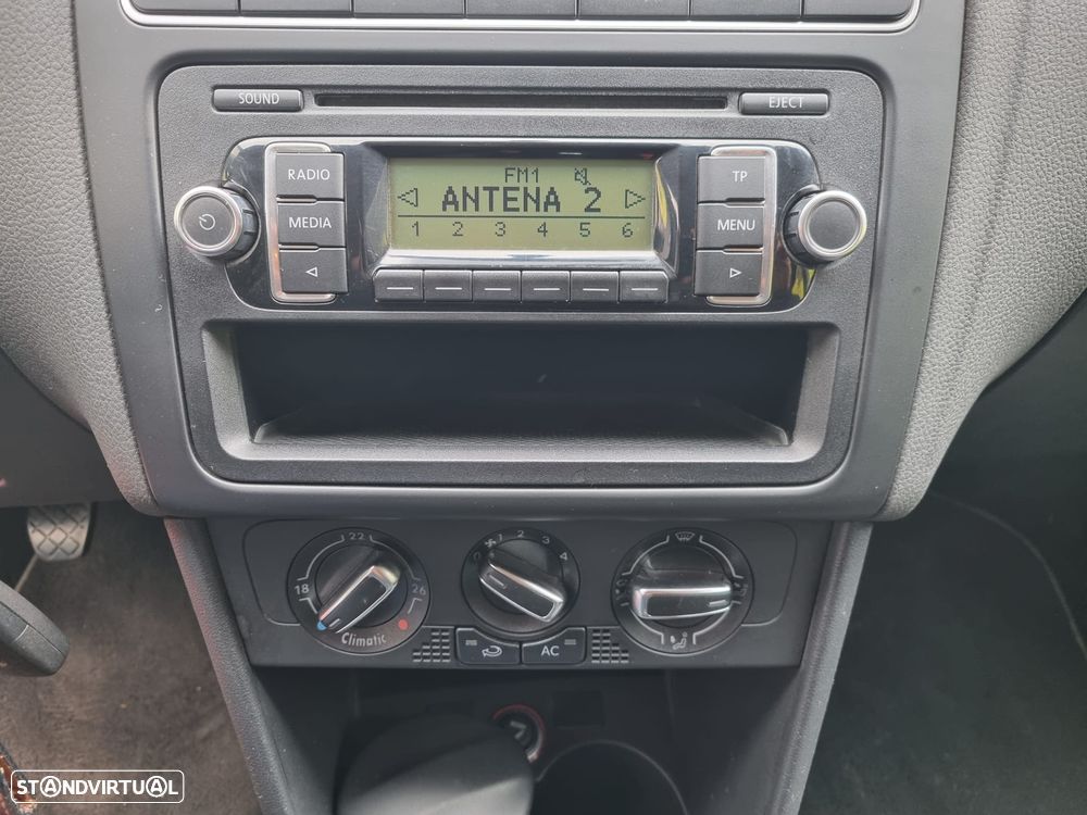 VW Polo 1.2 Highline - 24