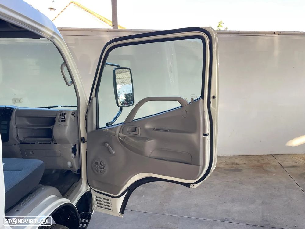 Toyota Dyna 3.0 D-4D c/Báscula - 15