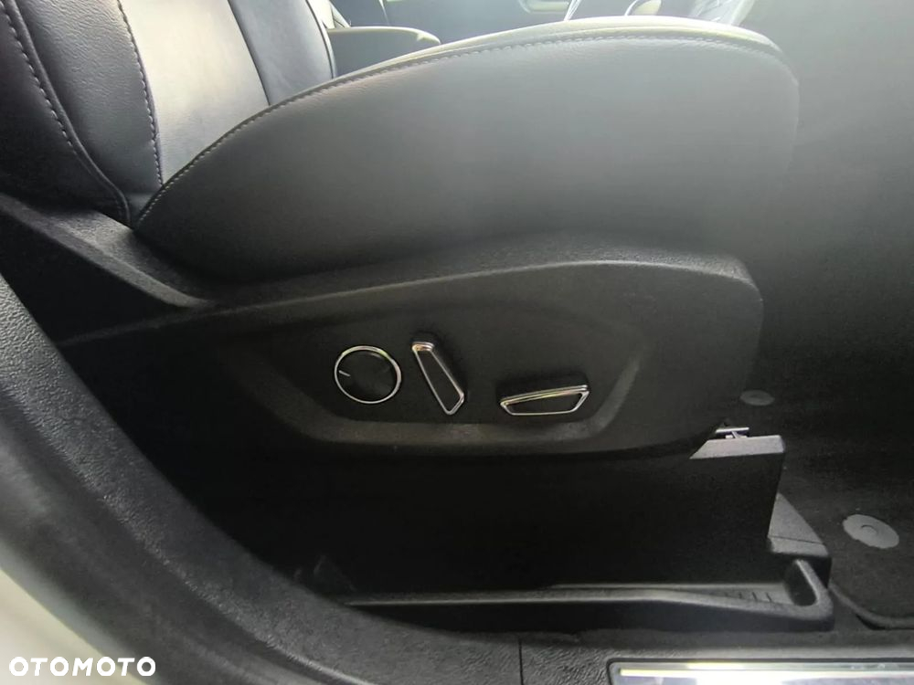 Ford S-Max 2.0 TDCi Bi-Turbo Titanium PowerShift - 13