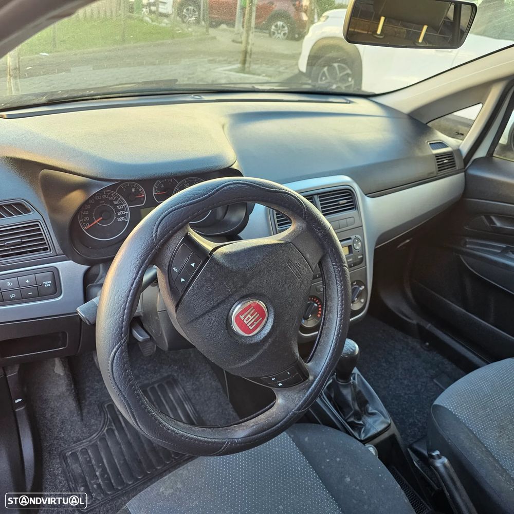 Fiat Punto - 13