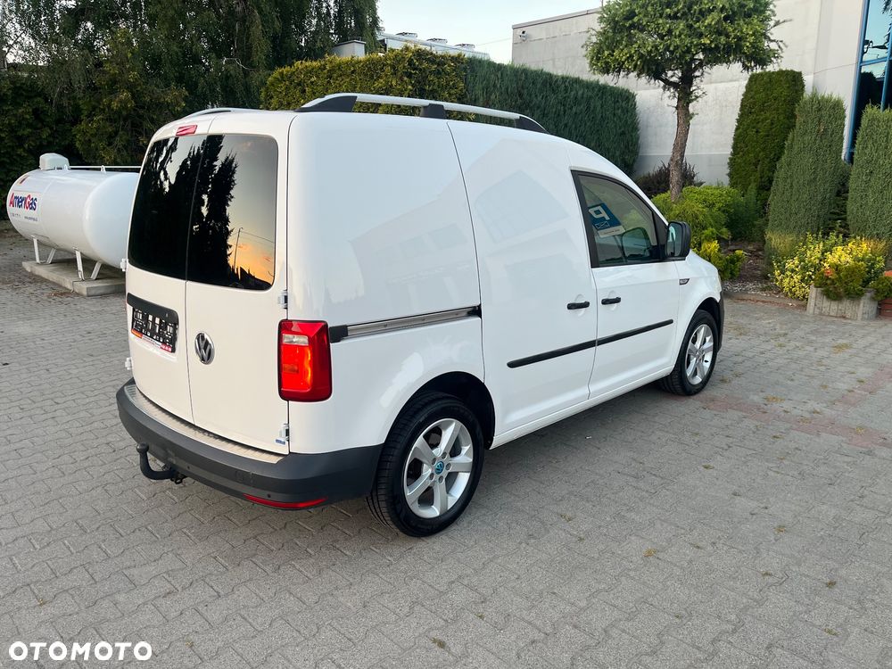 Volkswagen Caddy - 3