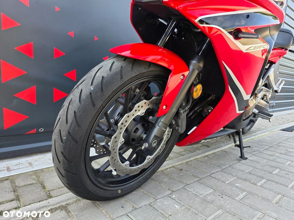 Honda CBR - 14