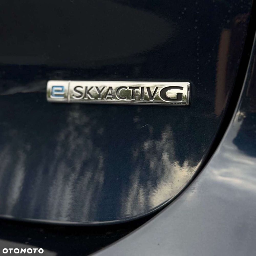Mazda 3 - 8