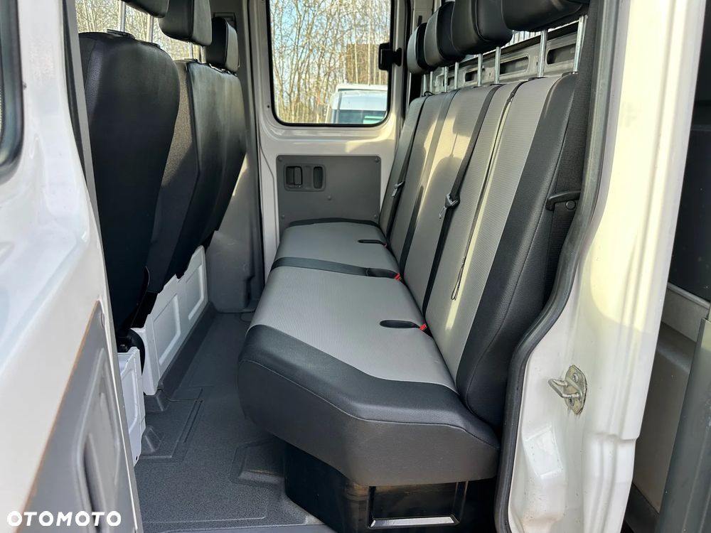 Volkswagen Crafter - 13