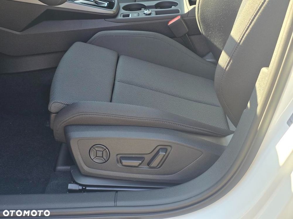 Audi A3 Sportback TFSI mHEV 110 kW Advanced S tronic - 11