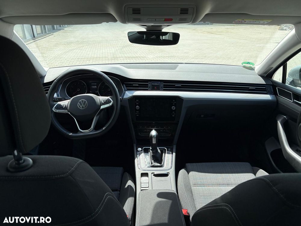 Volkswagen Passat - 20