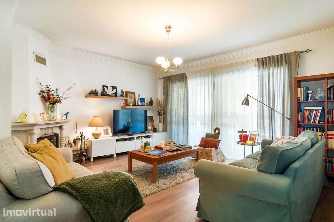 Apartamento T3 em Massamá Norte com terraço - Grande imagem: 3/26