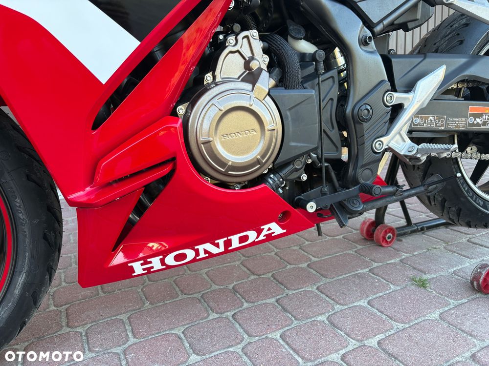 Honda CBR - 13