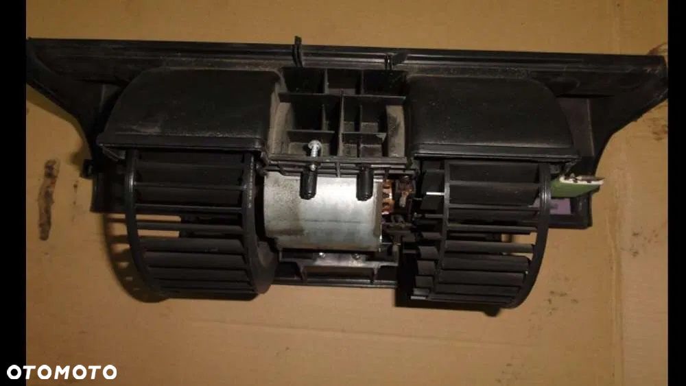 Iveco Stralis silniczek nawiewu nadmuch - 2