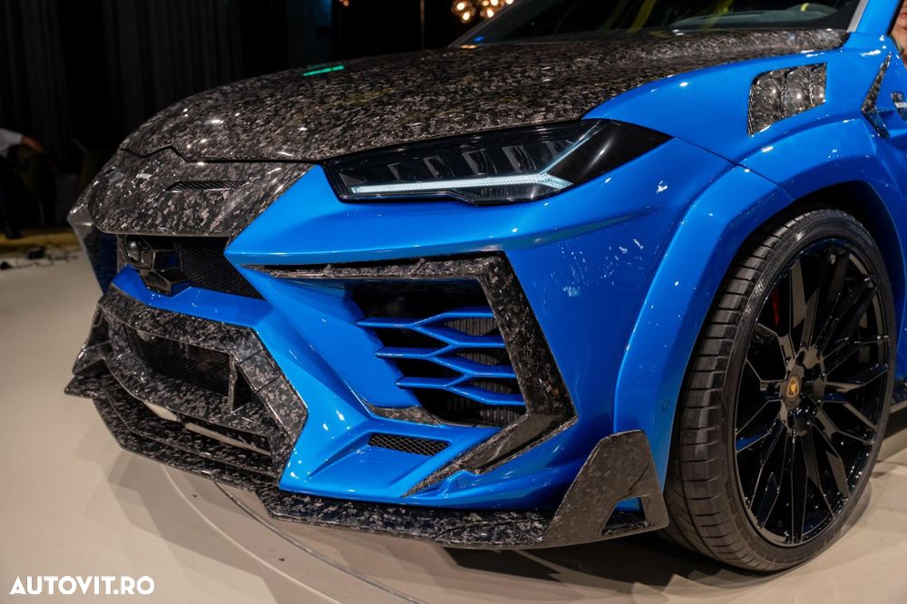 Lamborghini URUS - 30