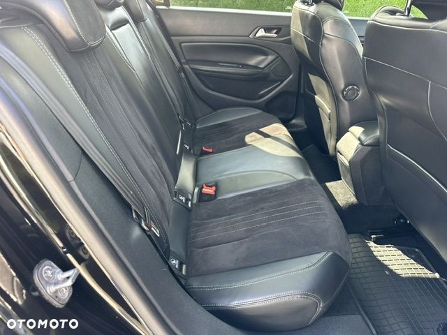 Peugeot 308 - 24