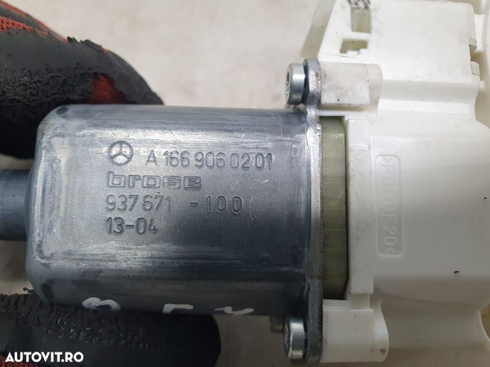 Motoras geam stanga fata A1669060301 Mercedes-Benz ML W166 [2011 - 20 - 3