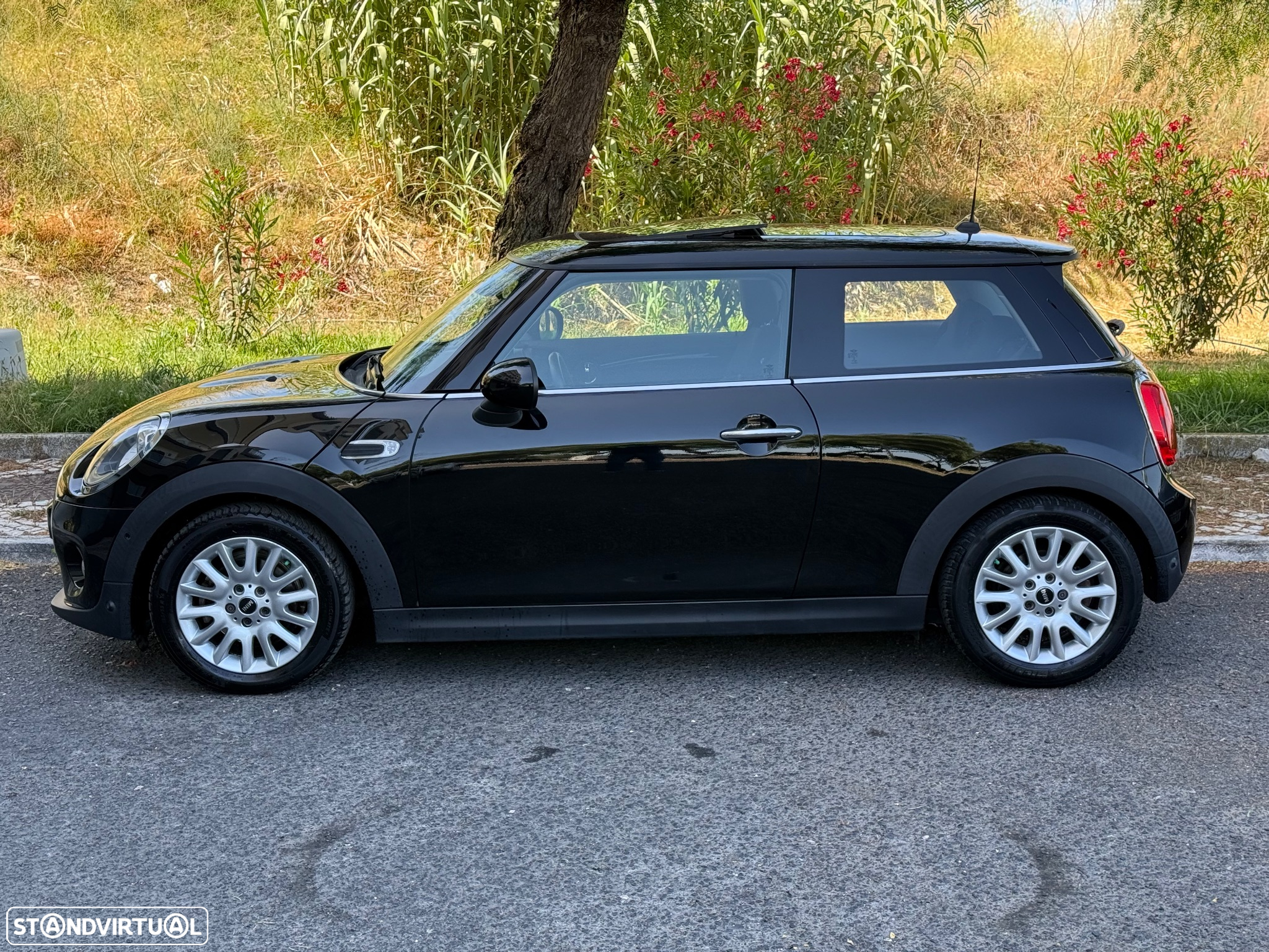 MINI 3 Portas Cooper D Seven Chili - 18