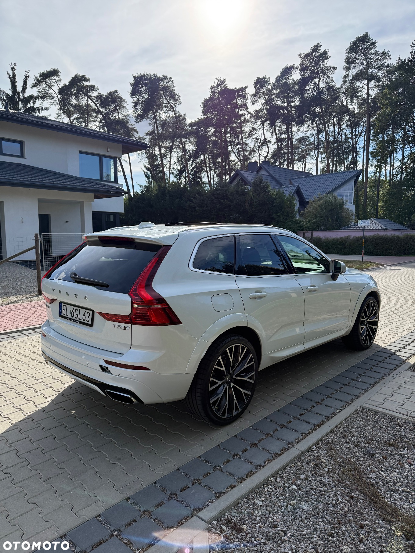 Volvo XC 60 T5 AWD R-Design - 5