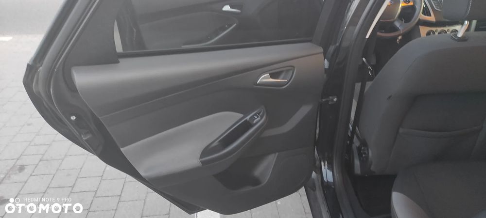 Ford Focus 1.0 EcoBoost Start-Stopp-System SYNC Edition - 17