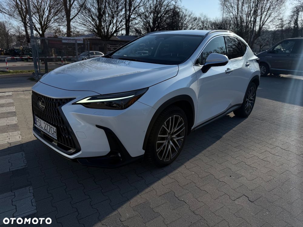 Lexus NX 450h+ Omotenashi AWD - 9