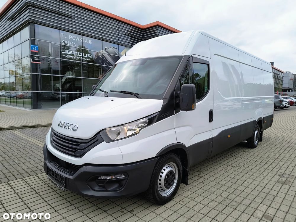 Iveco NOWA LOKALIZACJA 35S16 L4H2  niski przebieg Vat23% - 1