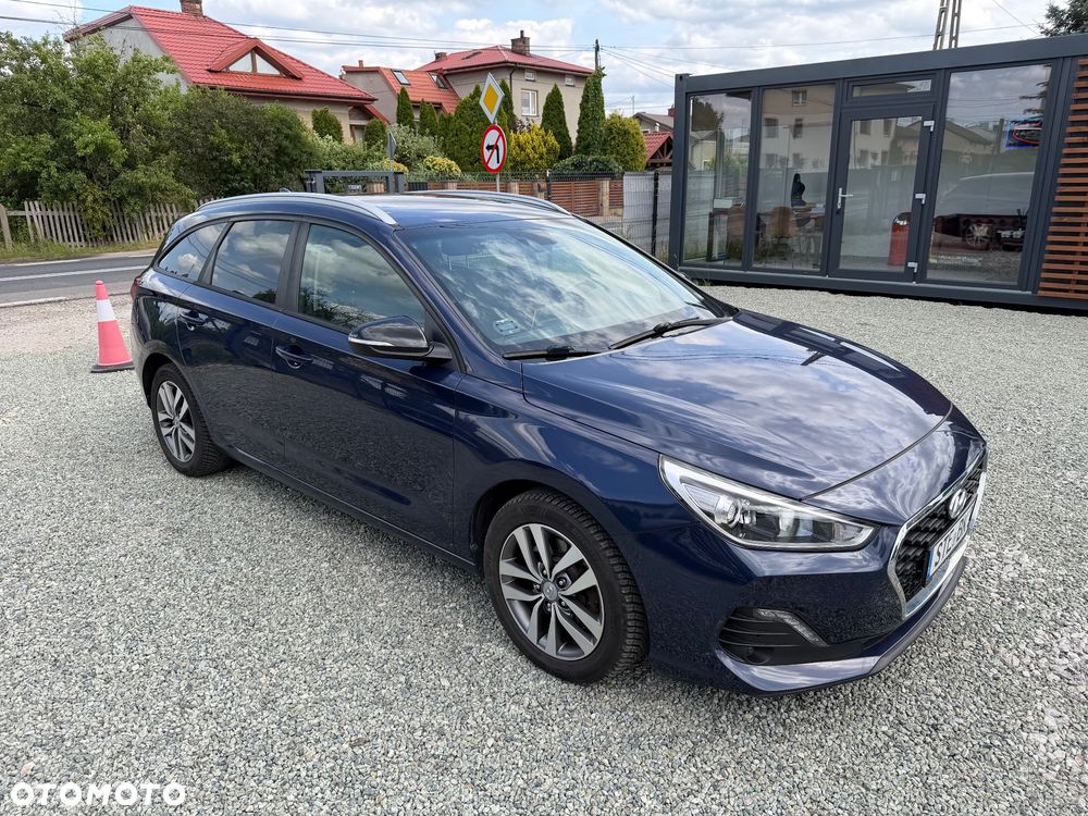 Hyundai i30 1.6 CRDI Trend - 19