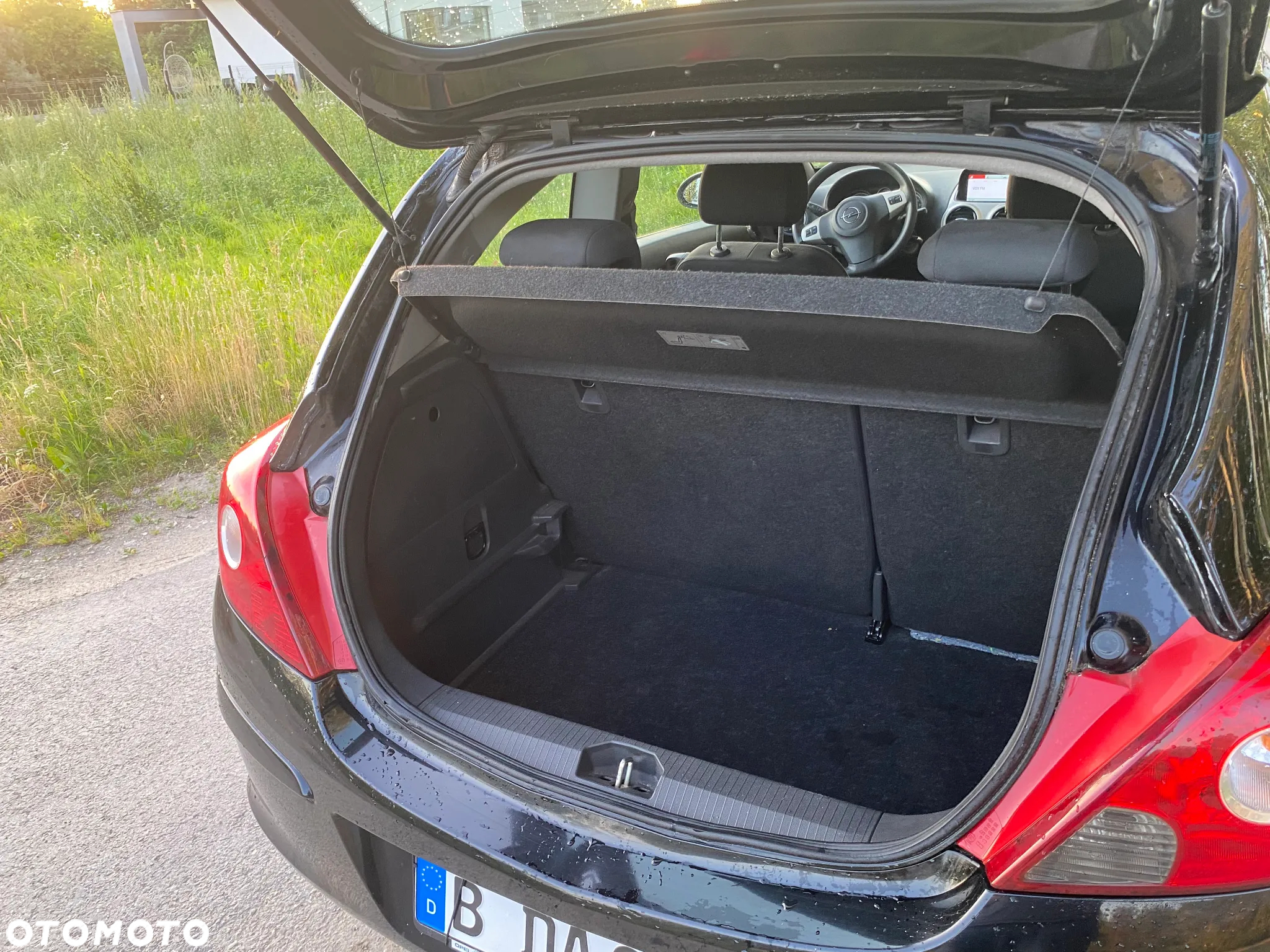 Opel Corsa 1.2 16V Navi - 11