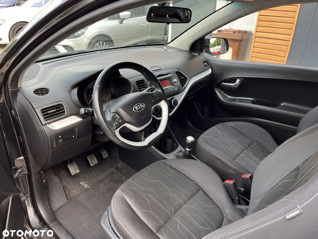 Kia Picanto - 15