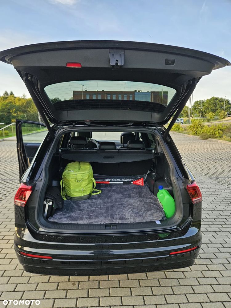 Volkswagen Tiguan 2.0 TDI SCR DSG R-Line - 9
