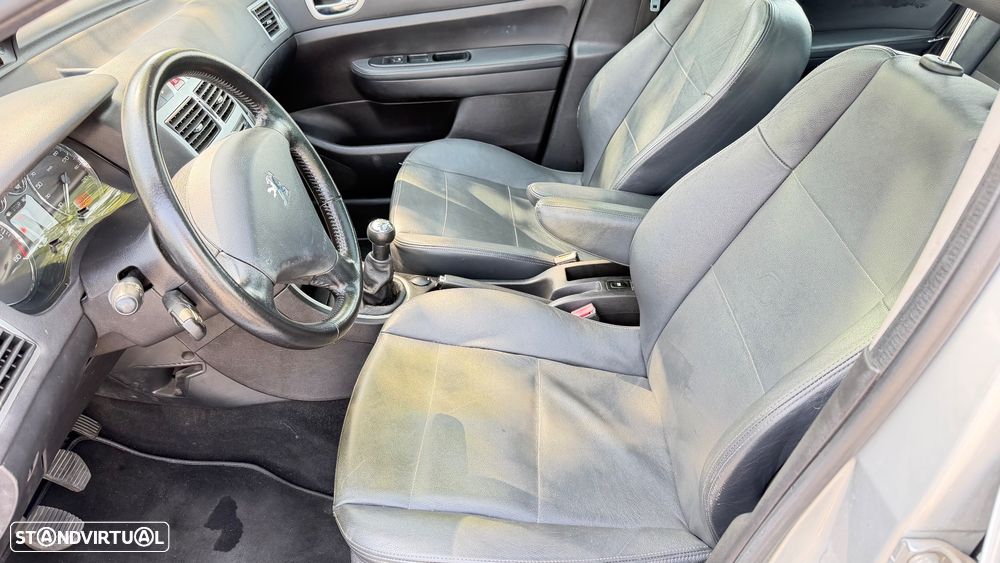 Peugeot 307 SW 1.6 HDi FAP Executive - 15