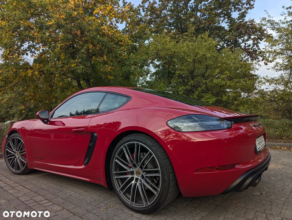 Porsche 718 Cayman - 3