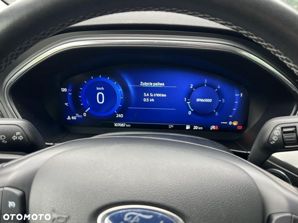 Ford Focus - 12