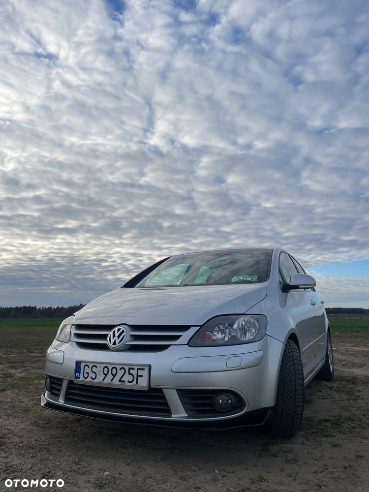 Volkswagen Golf - 5