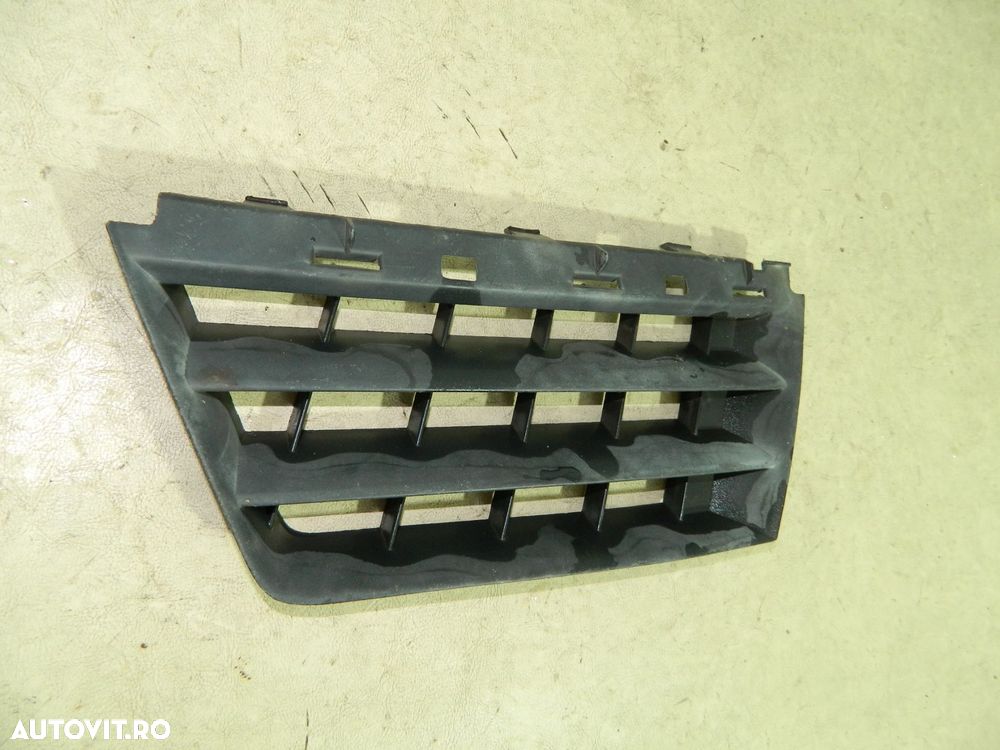 Grila radiator partea stanga, Renault Scenic, 2003, 2004, 2005, 2006,, 8200140329 - 8