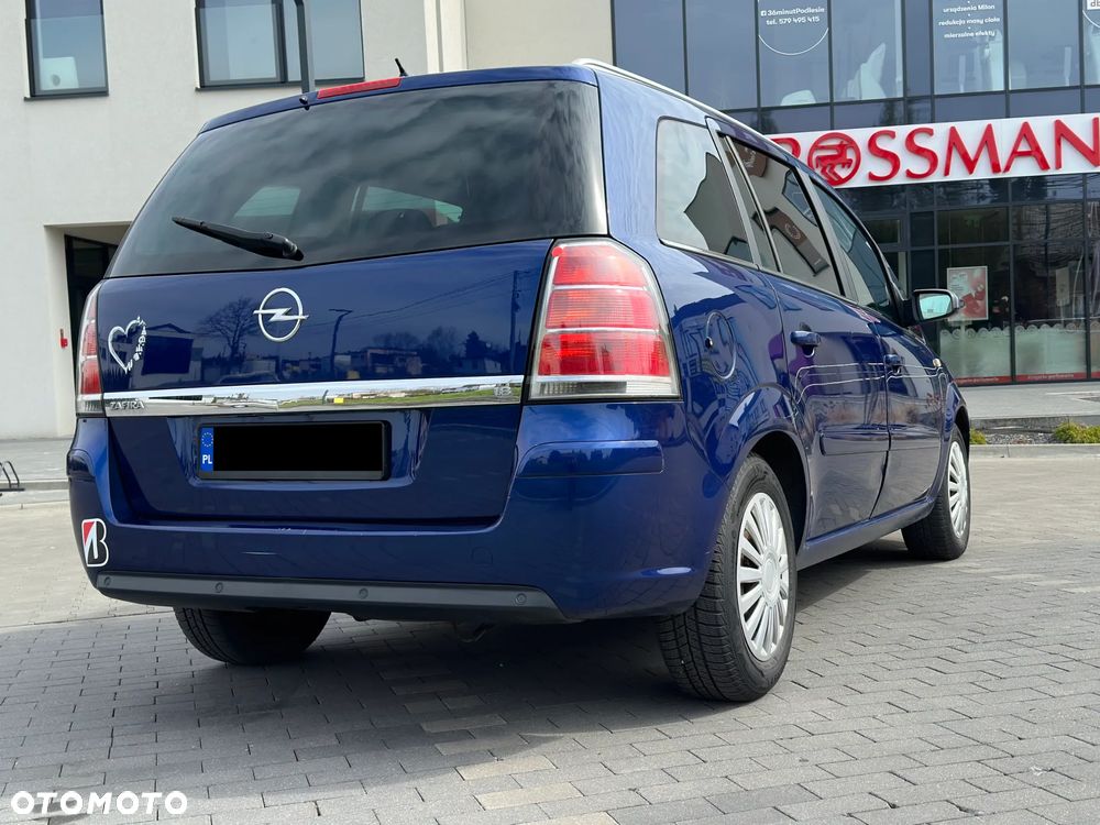 Opel Zafira 1.8 - 25