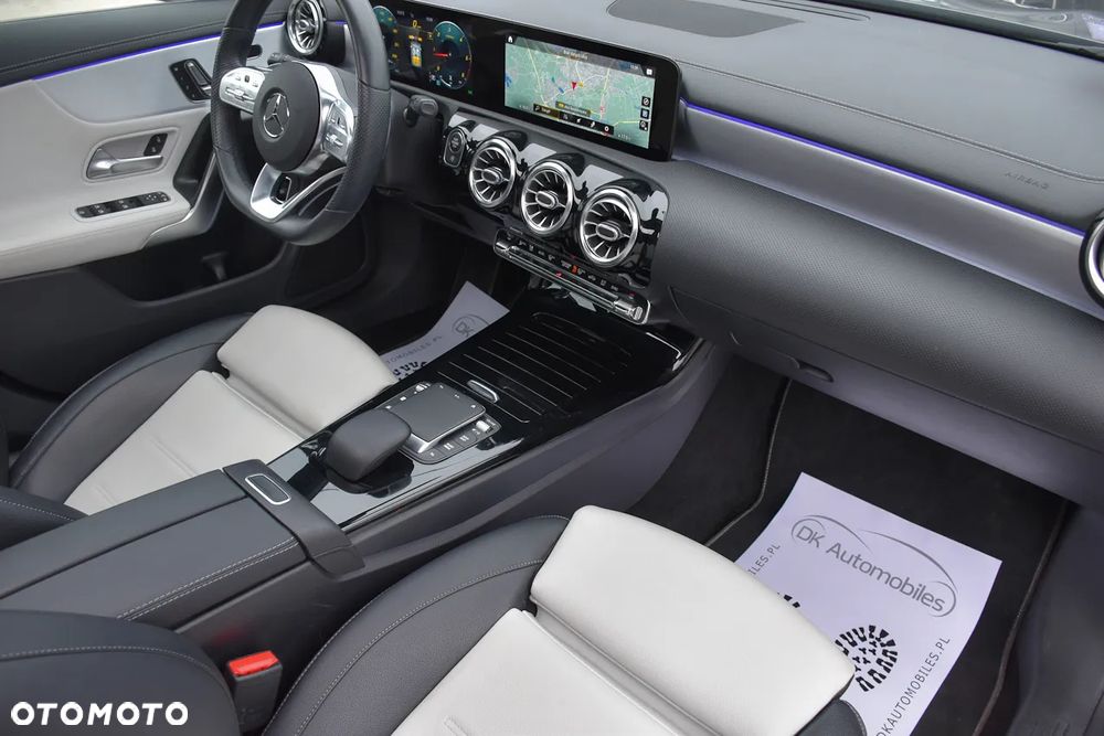 Mercedes-Benz CLA 200 d AMG Line 8G-DCT - 27